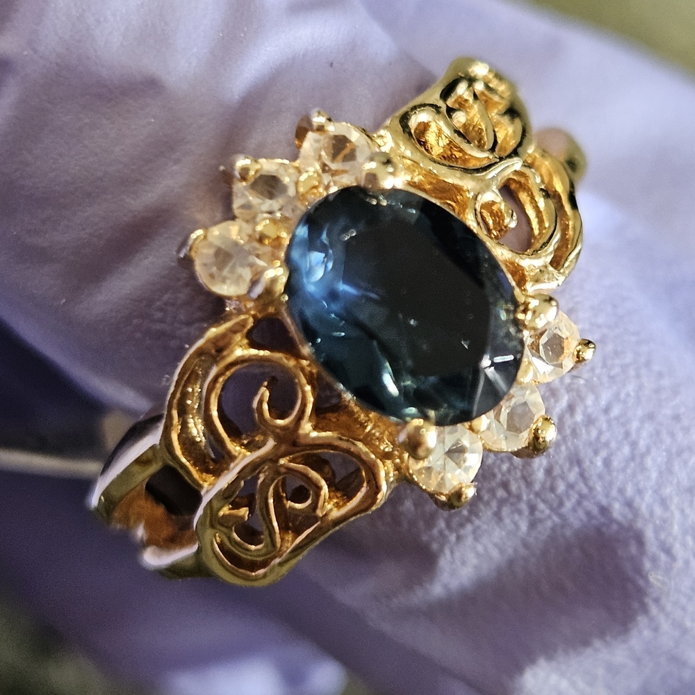 Haviland Gold Ring with Blue Gemstone and Crystal Accents - Picture 12 of 15